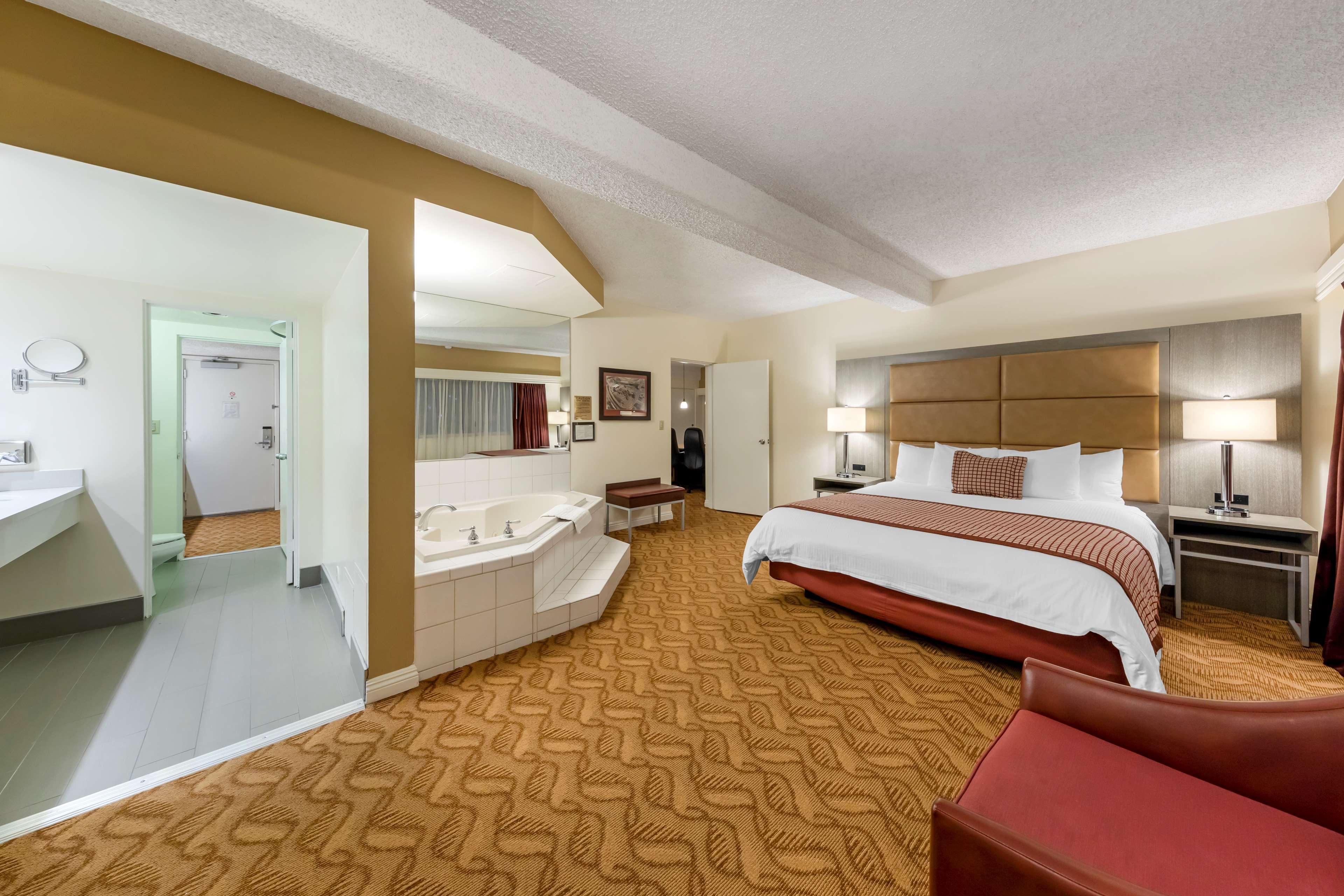 Best Western Plus Thousand Oaks Inn Екстер'єр фото