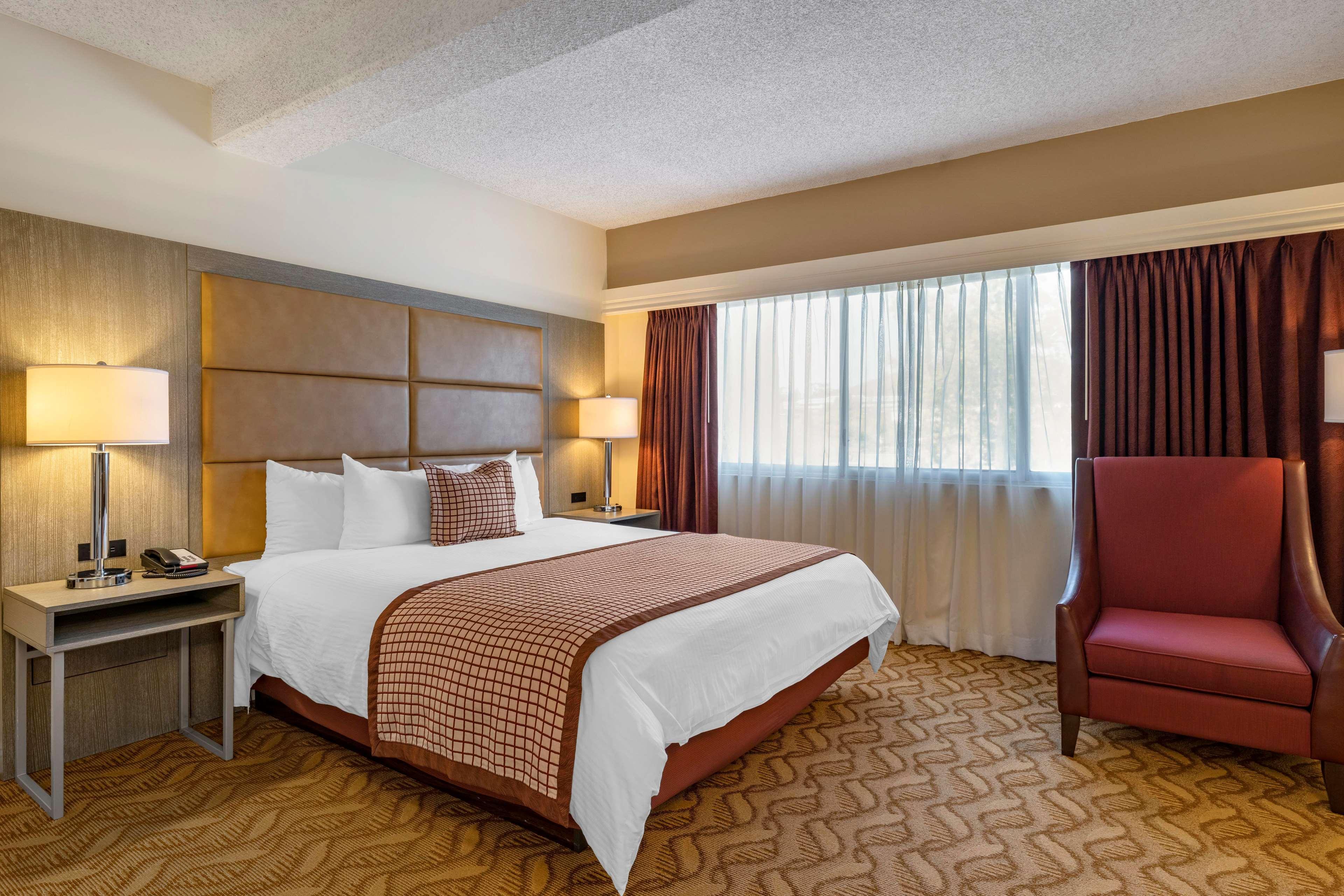 Best Western Plus Thousand Oaks Inn Екстер'єр фото
