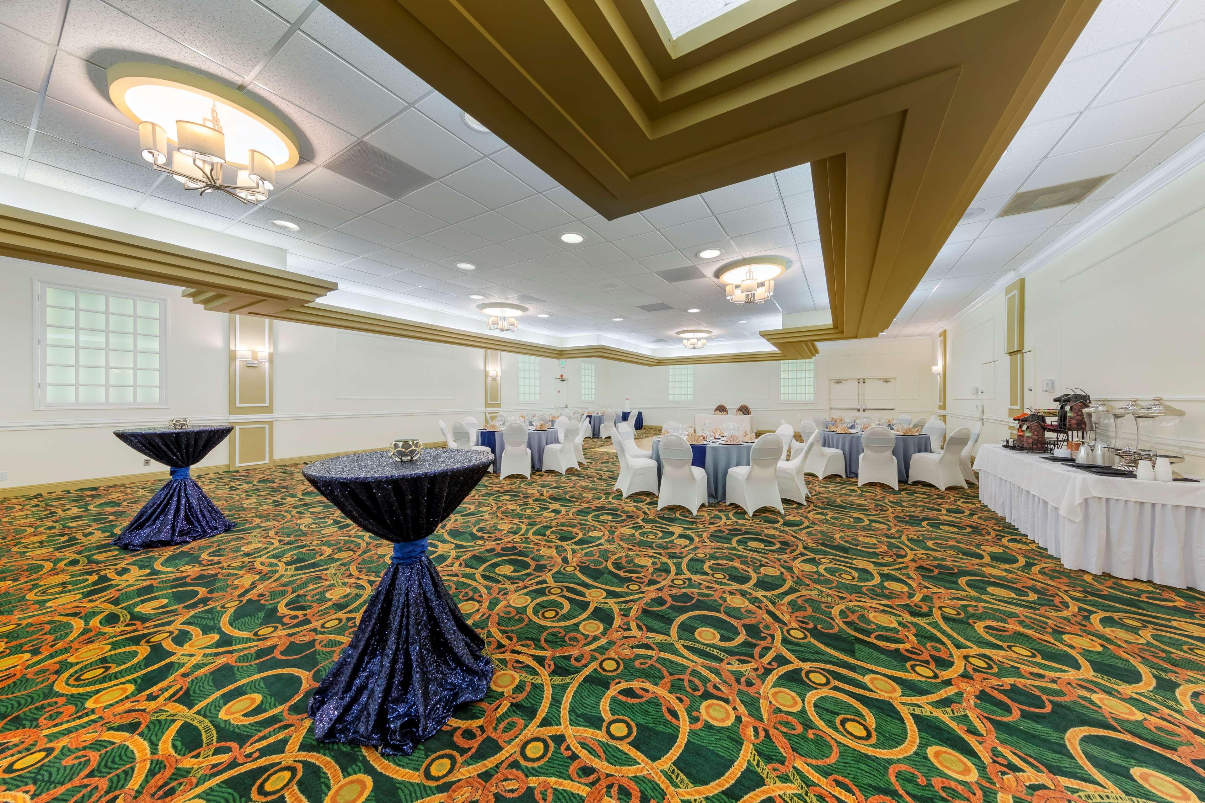 Best Western Plus Thousand Oaks Inn Екстер'єр фото