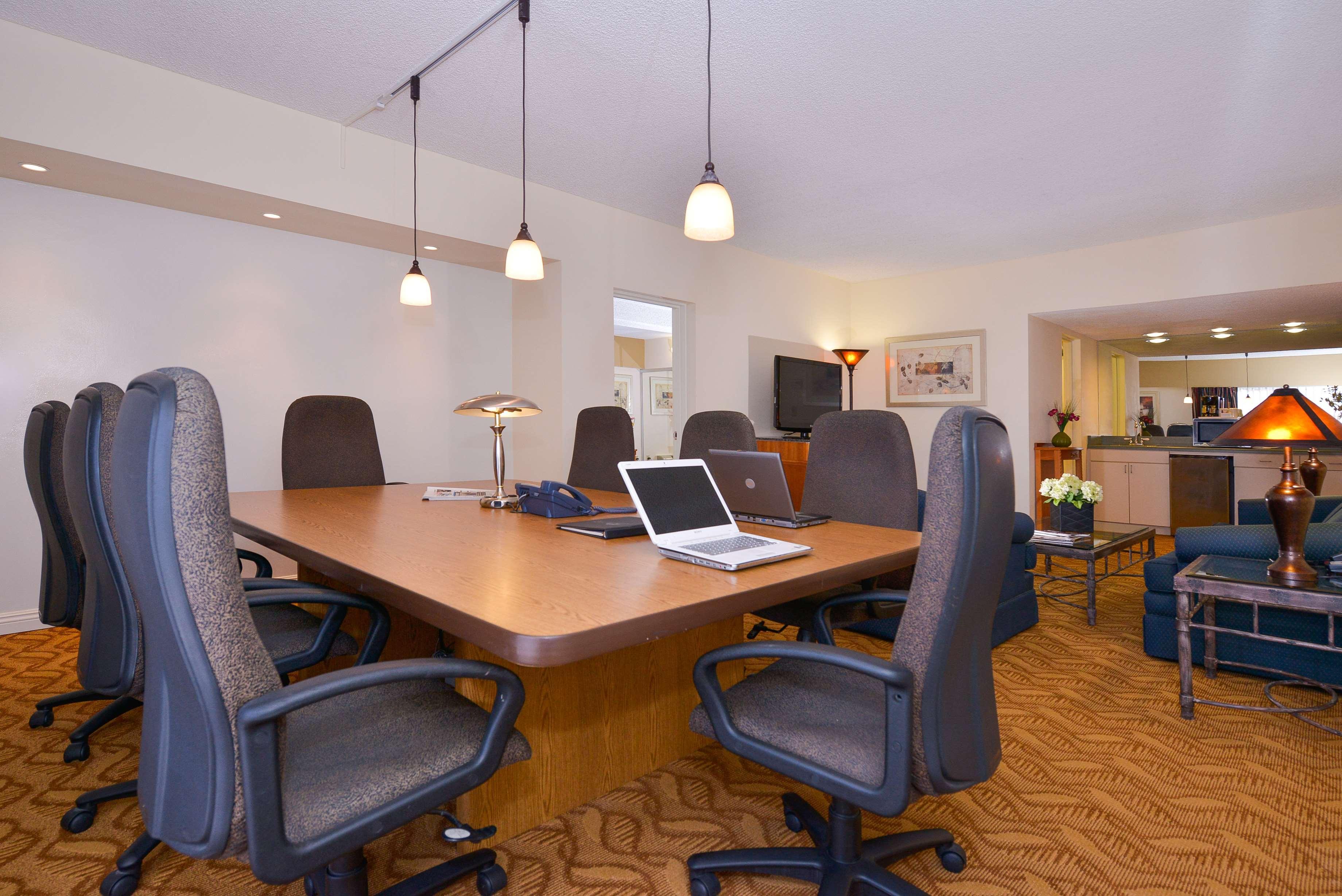 Best Western Plus Thousand Oaks Inn Екстер'єр фото